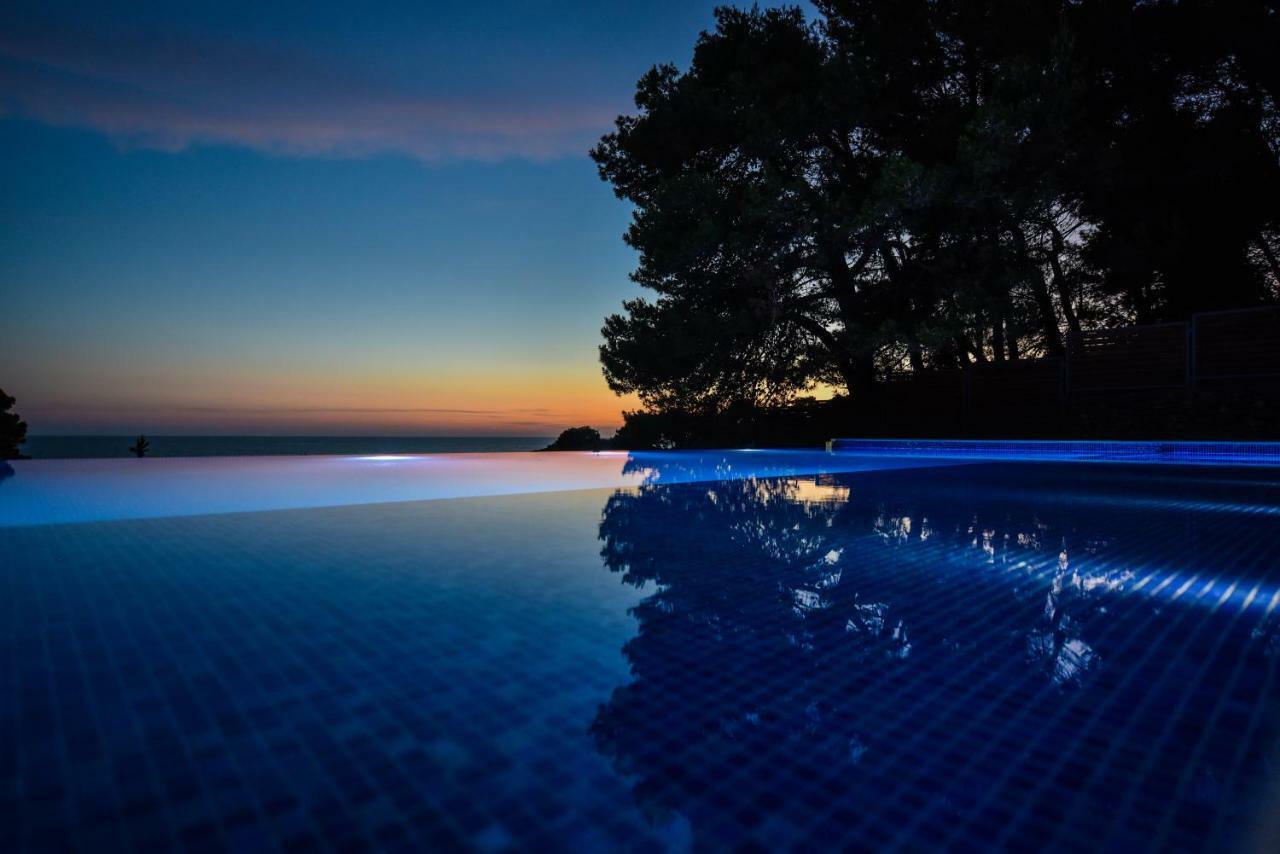 Pino Boutique Hotel Ulcinj Exterior photo